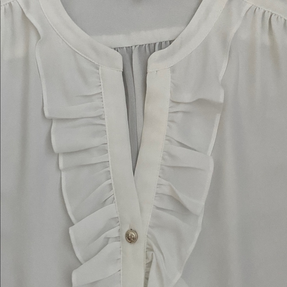 NWT Karl Lagerfeld Creamy Long Sleeve Ruffled V-Neck Button-up Blouse Size S - Picture 3 of 6